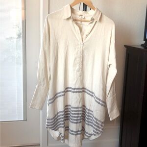 Sale! FREE PEOPLE Cream & Blue Beach/bathing suit Pullover